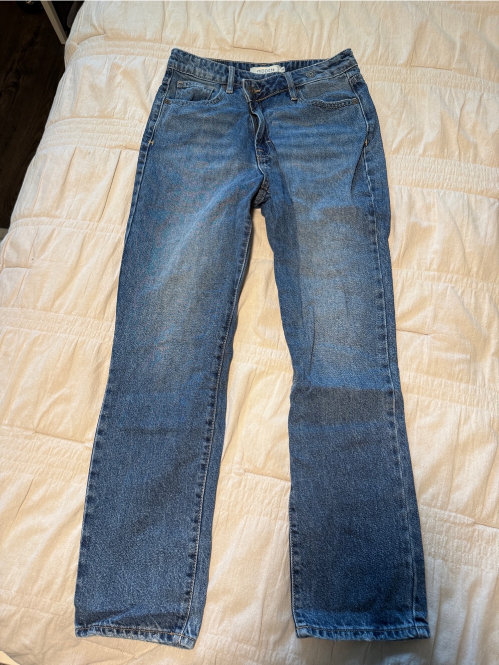 Hidden womens jeans